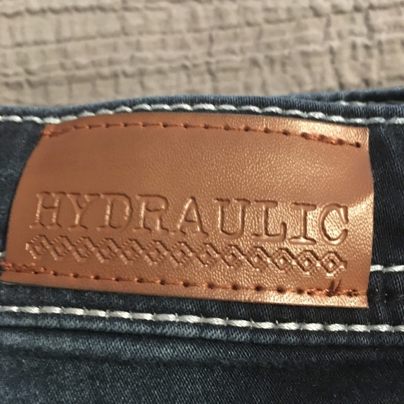 SOLD! BAILEY LOW-RISE BOOTCUT - Picture 2 of 6